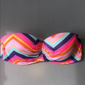 34D Victoria’s Secret bandeau swim top